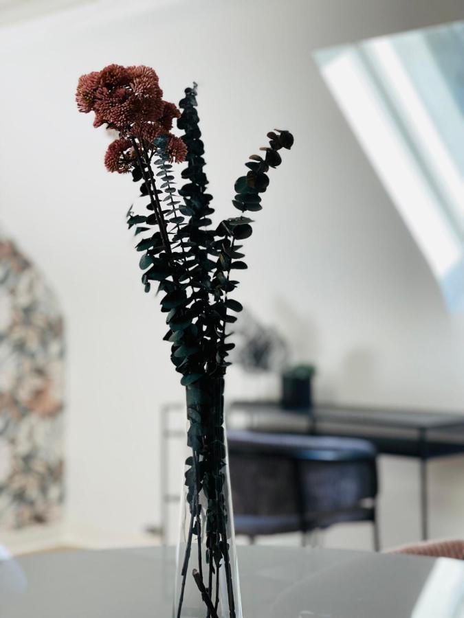 אמבואה The Florestia Magnificent Renovated Loft מראה חיצוני תמונה