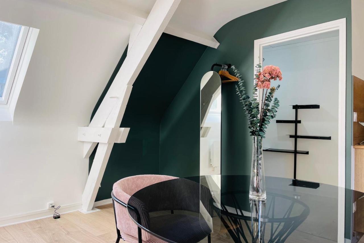 אמבואה The Florestia Magnificent Renovated Loft מראה חיצוני תמונה